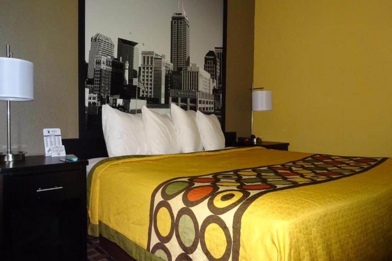 ซูเปอร์ 8 บาย วินด์แฮม แตร์โอต์ Motel Terre Haute ภายนอก รูปภาพ
