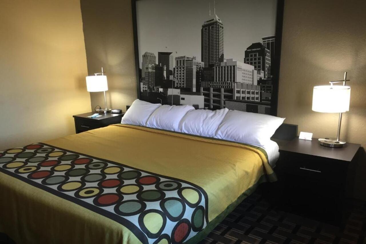 ซูเปอร์ 8 บาย วินด์แฮม แตร์โอต์ Motel Terre Haute ภายนอก รูปภาพ