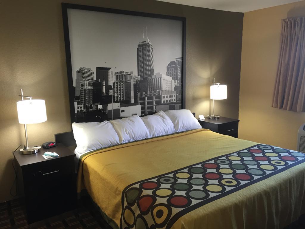 ซูเปอร์ 8 บาย วินด์แฮม แตร์โอต์ Motel Terre Haute ภายนอก รูปภาพ